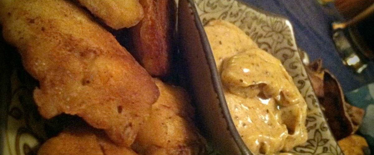 Fried_Oysters_Old_Bay_mini Fried Oysters with Old Bay Dipping Sauce by Amanda Buckley